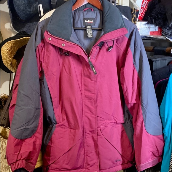 Pre-owned LL Bean Ladies Snow/Ski Jacket Size Medium - Picture 10 of 16